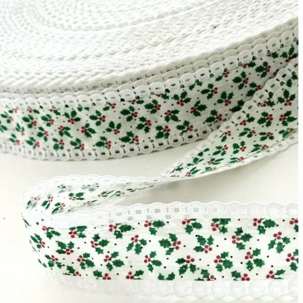 Vintage Christmas Holly & Ivy Lace Edge Trim Xmas Sewing Crafts 1.25 x 10yds